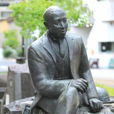 宮沢賢治の銅像