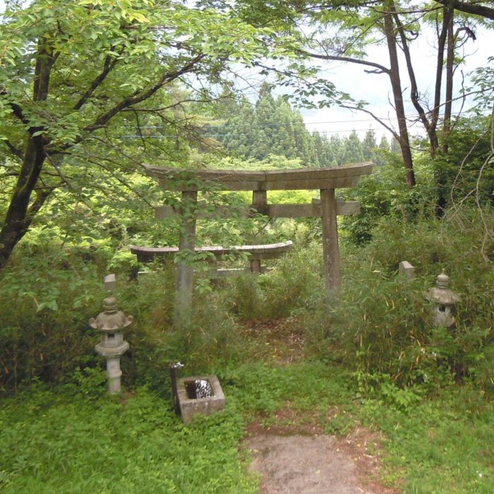 経営難で廃業する住職や神主も…神社仏閣の「合併・解散」が急増中だ！