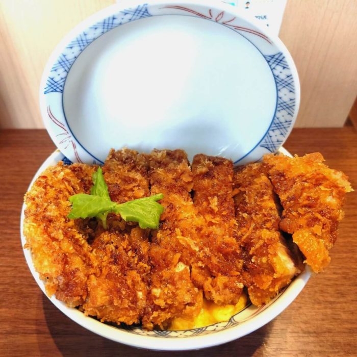 「#カツ丼は人を幸せにする」のとじないカツ丼