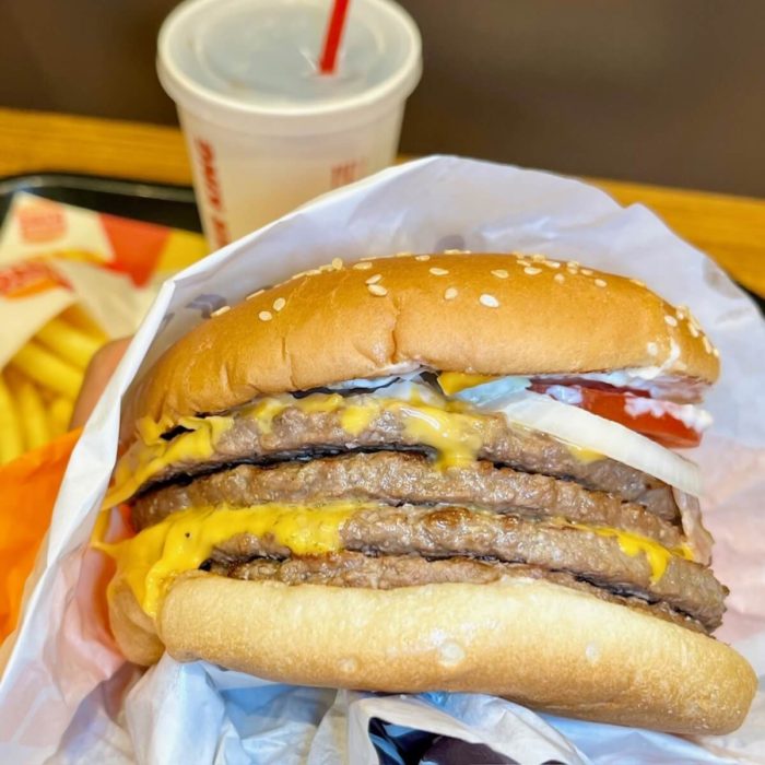 バーガーキング「デラマキシ ザ・ワンパウンダー」