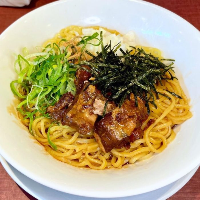 丸源ラーメン「熟成醤油 油そば」