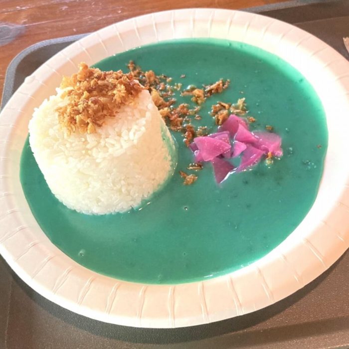 蒼い湖上カレー